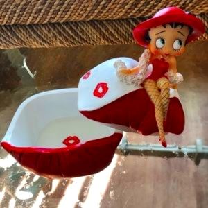 BETTY BOOP JEWELRY HOLDER